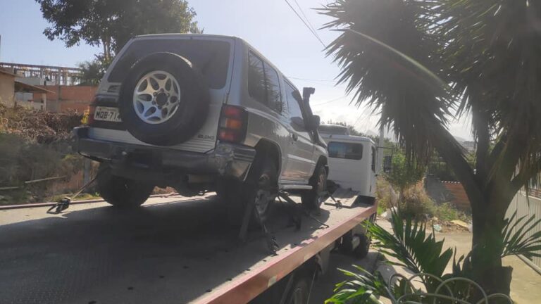 Guincho 24 horas em Vitória 99993-5411